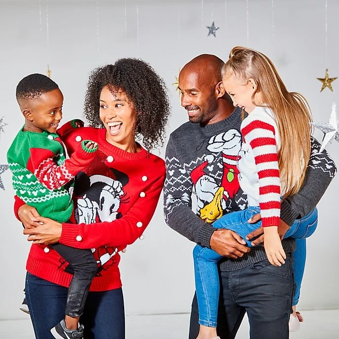 Disney Solde // Disney Store Pull De Noël Minnie Pour Enfants, Collection Holiday Cheer 4 Disney Solde // Disney Store Pull De Noël Minnie Pour Enfants, Collection Holiday Cheer – Image 4