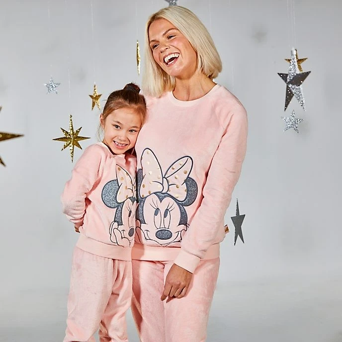 Disney Store France // Disney Store Pyjama Doux Minnie Pour Adultes 2 Disney Store France // Disney Store Pyjama Doux Minnie Pour Adultes – Image 2